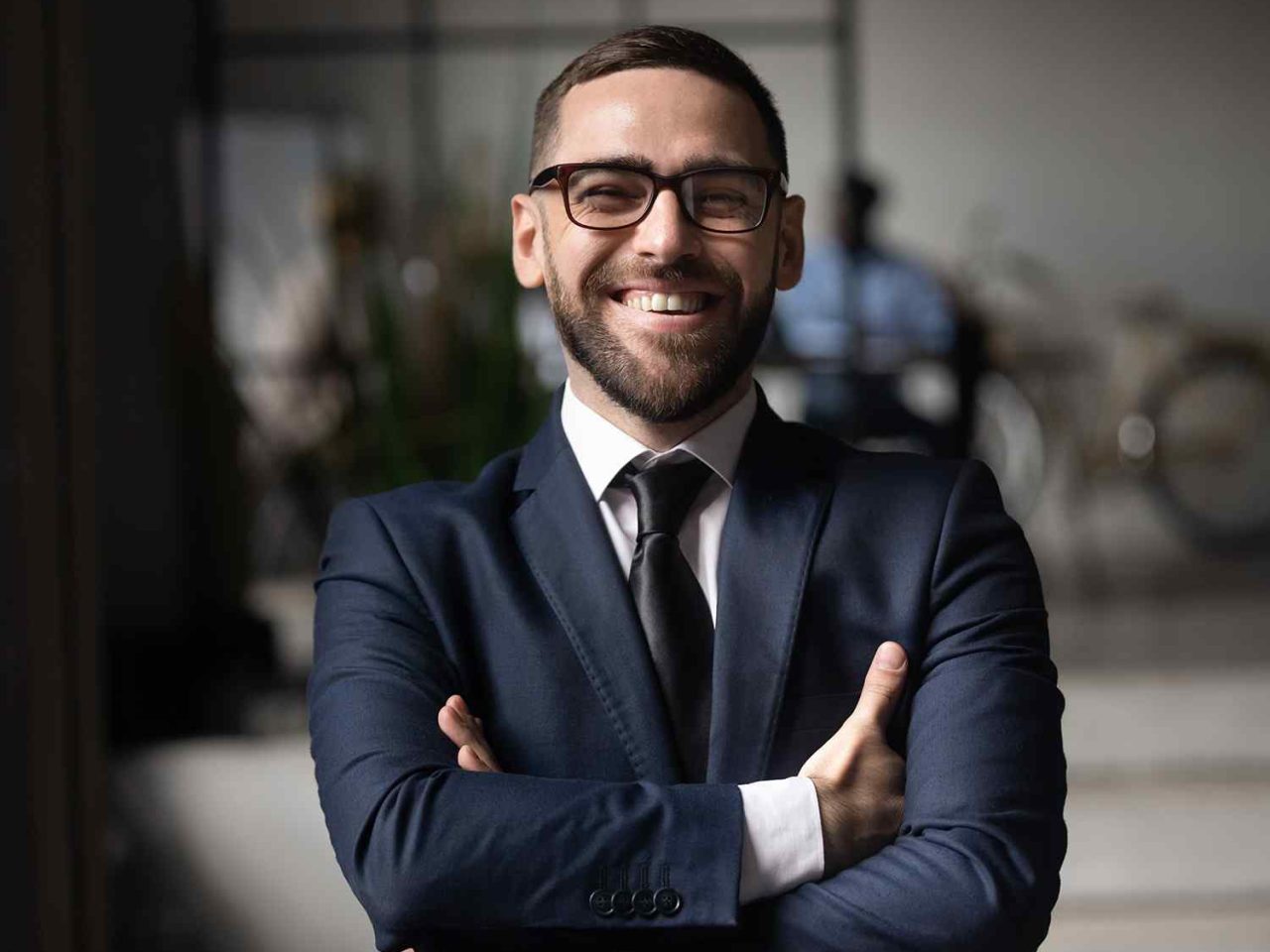 https://rai-consult.com/wp-content/uploads/2019/02/team_02-1280x960.jpg